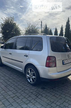 Минивэн Volkswagen Touran 2007 в Луцке