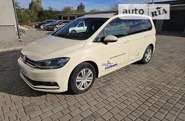 Микровэн Volkswagen Touran 2018 в Березному