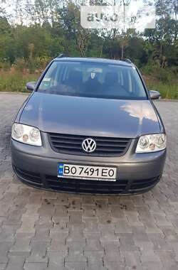 Мінівен Volkswagen Touran 2004 в Чорткові