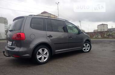 Минивэн Volkswagen Touran 2010 в Звягеле