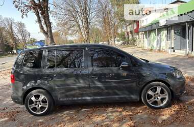 Минивэн Volkswagen Touran 2014 в Кобеляках