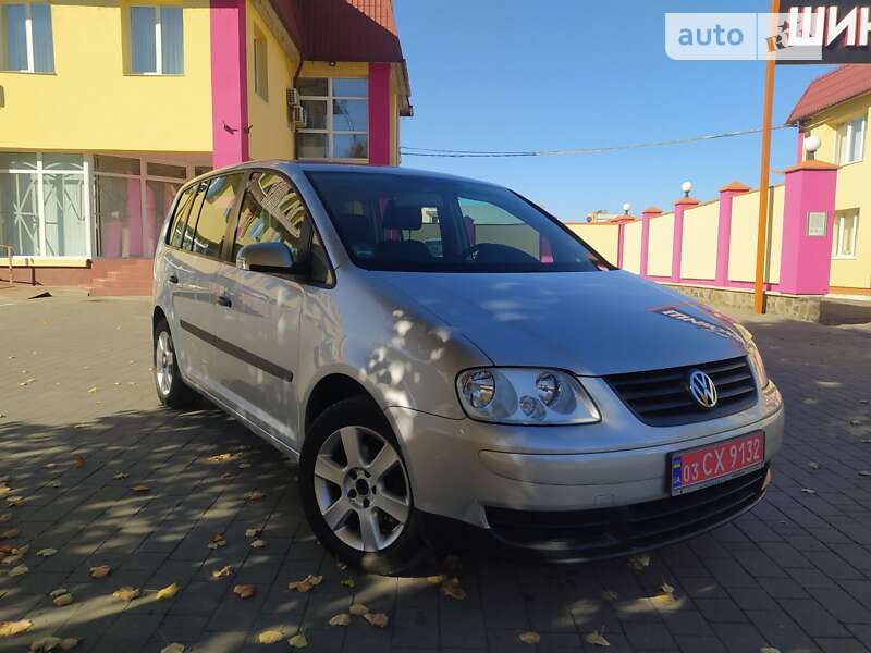 Минивэн Volkswagen Touran 2005 в Луцке