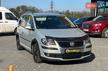 Минивэн Volkswagen Touran 2007 в Черновцах