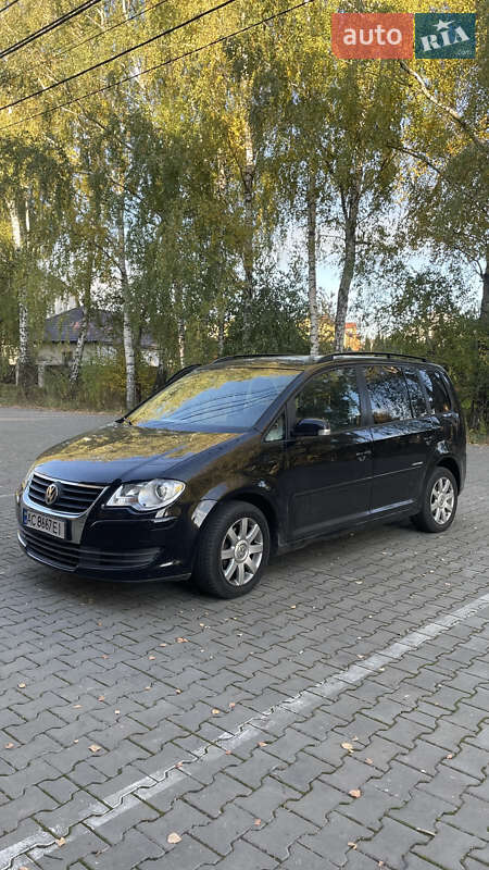 Мінівен Volkswagen Touran 2008 в Луцьку фото 2 Мінівен Volkswagen Touran 2008 в Луцьку