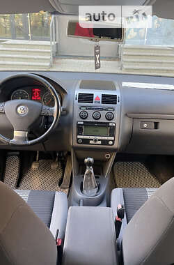 Мінівен Volkswagen Touran 2008 в Луцьку