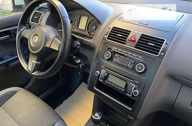 Минивэн Volkswagen Touran 2011 в Луцке