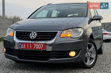 Минивэн Volkswagen Touran 2008 в Лубнах