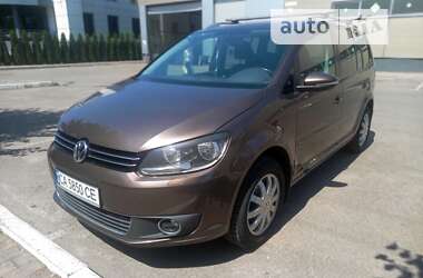 Мінівен Volkswagen Touran 2011 в Черкасах