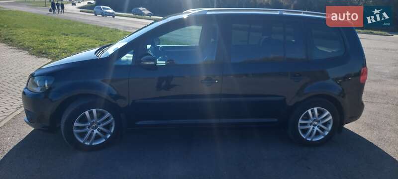 Минивэн Volkswagen Touran 2012 в Львове