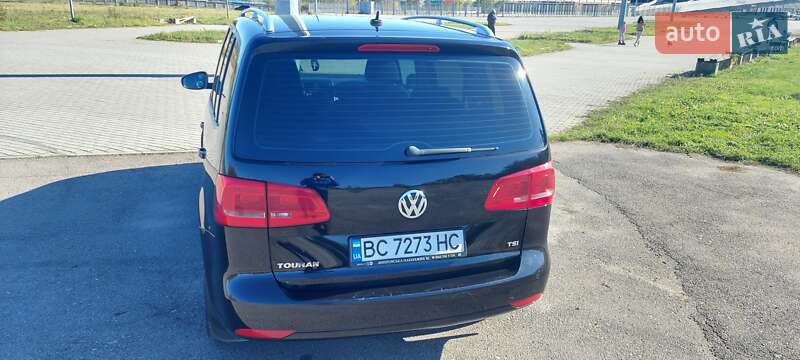 Минивэн Volkswagen Touran 2012 в Львове