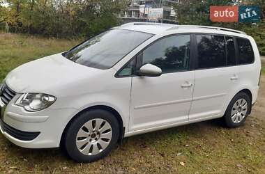 Минивэн Volkswagen Touran 2009 в Ровно