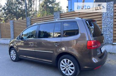 Минивэн Volkswagen Touran 2012 в Киеве