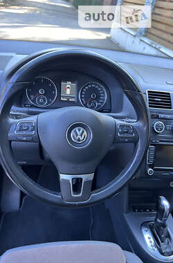 Минивэн Volkswagen Touran 2012 в Киеве