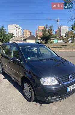 Минивэн Volkswagen Touran 2003 в 