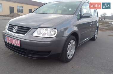 Мінівен Volkswagen Touran 2004 в Хоролі