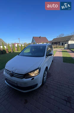 Минивэн Volkswagen Touran 2013 в Вестовой