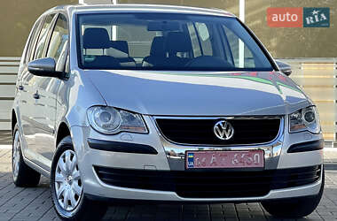 Мінівен Volkswagen Touran 2009 в Житомирі