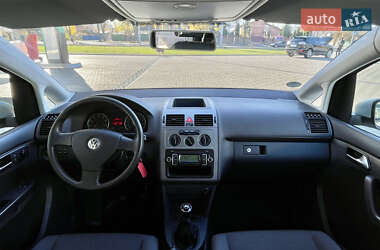 Мінівен Volkswagen Touran 2009 в Житомирі