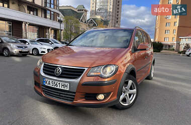 Мінівен Volkswagen Touran 2007 в Києві