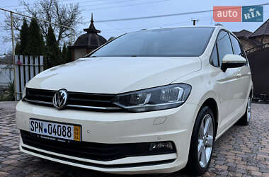 Мікровен Volkswagen Touran 2019 в Чернівцях