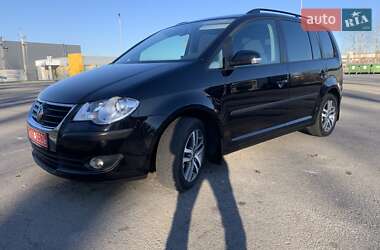 Мінівен Volkswagen Touran 2009 в Бродах