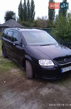 Минивэн Volkswagen Touran 2005 в Бахмаче