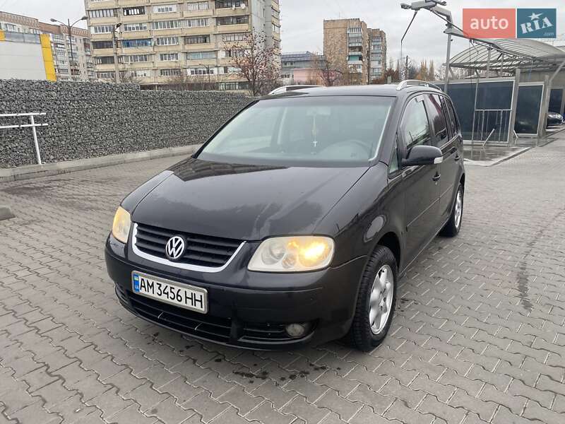 Минивэн Volkswagen Touran 2004 в Житомире