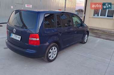 Минивэн Volkswagen Touran 2004 в Полтаве