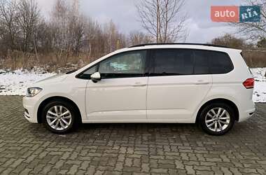 Микровэн Volkswagen Touran 2017 в Стрые