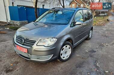 Мінівен Volkswagen Touran 2007 в Полтаві