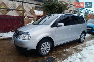 Минивэн Volkswagen Touran 2006 в Мельнице-Подольской