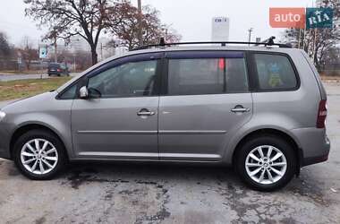 Минивэн Volkswagen Touran 2008 в Полтаве