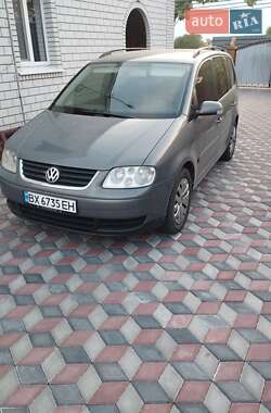 Минивэн Volkswagen Touran 2006 в Звягеле