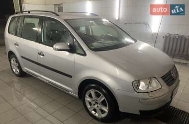 Минивэн Volkswagen Touran 2004 в Надворной