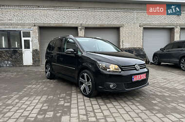 Минивэн Volkswagen Touran 2011 в Киеве