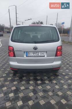 Мінівен Volkswagen Touran 2007 в Полтаві