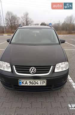 Минивэн Volkswagen Touran 2006 в Киеве