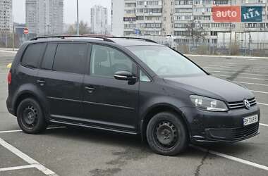 Минивэн Volkswagen Touran 2013 в Киеве