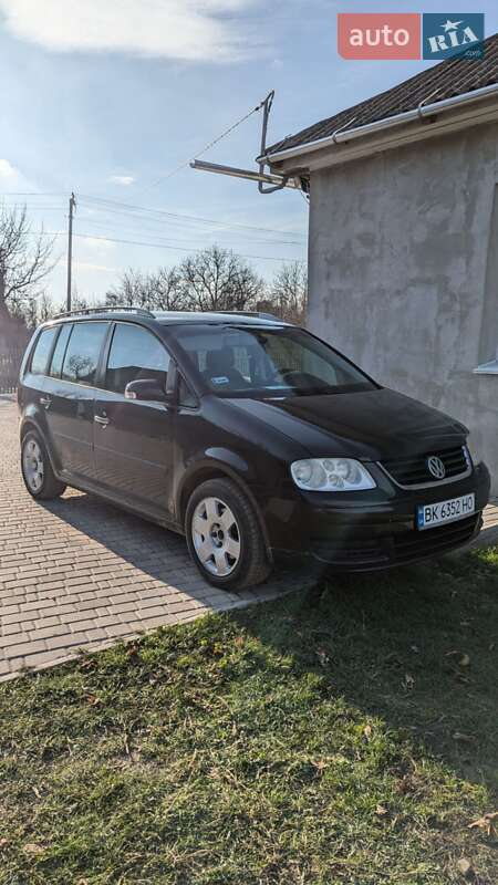 Мінівен Volkswagen Touran 2003 в Тиврову