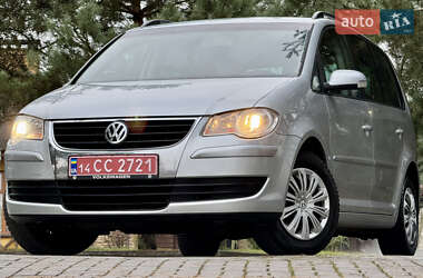 Минивэн Volkswagen Touran 2007 в Дрогобыче