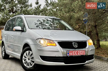 Минивэн Volkswagen Touran 2007 в Дрогобыче