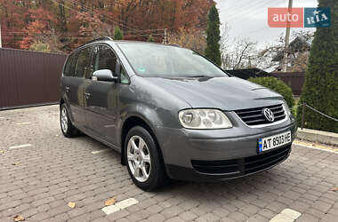 Мінівен Volkswagen Touran 2003 в Косові