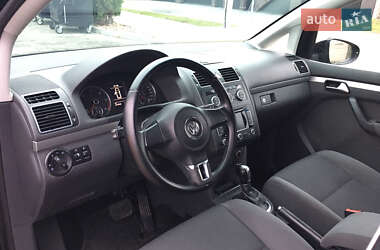 Минивэн Volkswagen Touran 2012 в Луцке