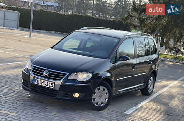 Мінівен Volkswagen Touran 2007 в Луцьку