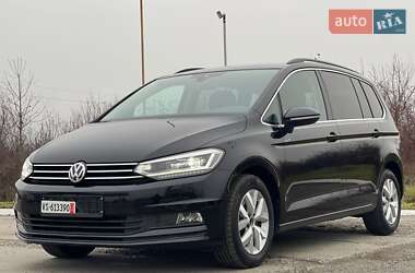 Мікровен Volkswagen Touran 2018 в Ужгороді