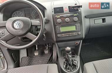 Минивэн Volkswagen Touran 2004 в 