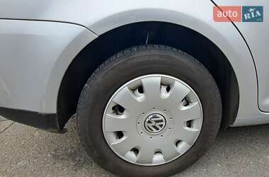 Минивэн Volkswagen Touran 2004 в 