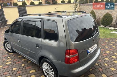 Минивэн Volkswagen Touran 2006 в Львове