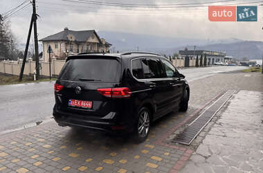 Микровэн Volkswagen Touran 2021 в Сваляве