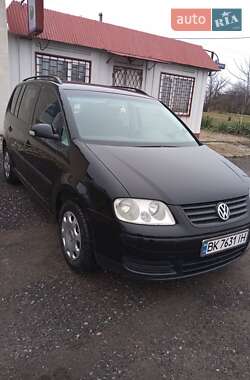 Мінівен Volkswagen Touran 2004 в Дубні